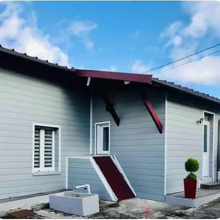 Charmante Petite Maison A La Campagne